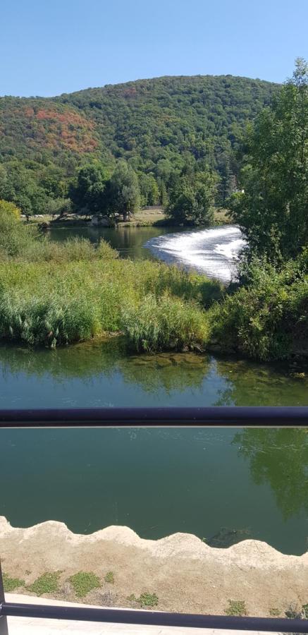 Duplex Dans La Vallee Μπεζανσόν Εξωτερικό φωτογραφία